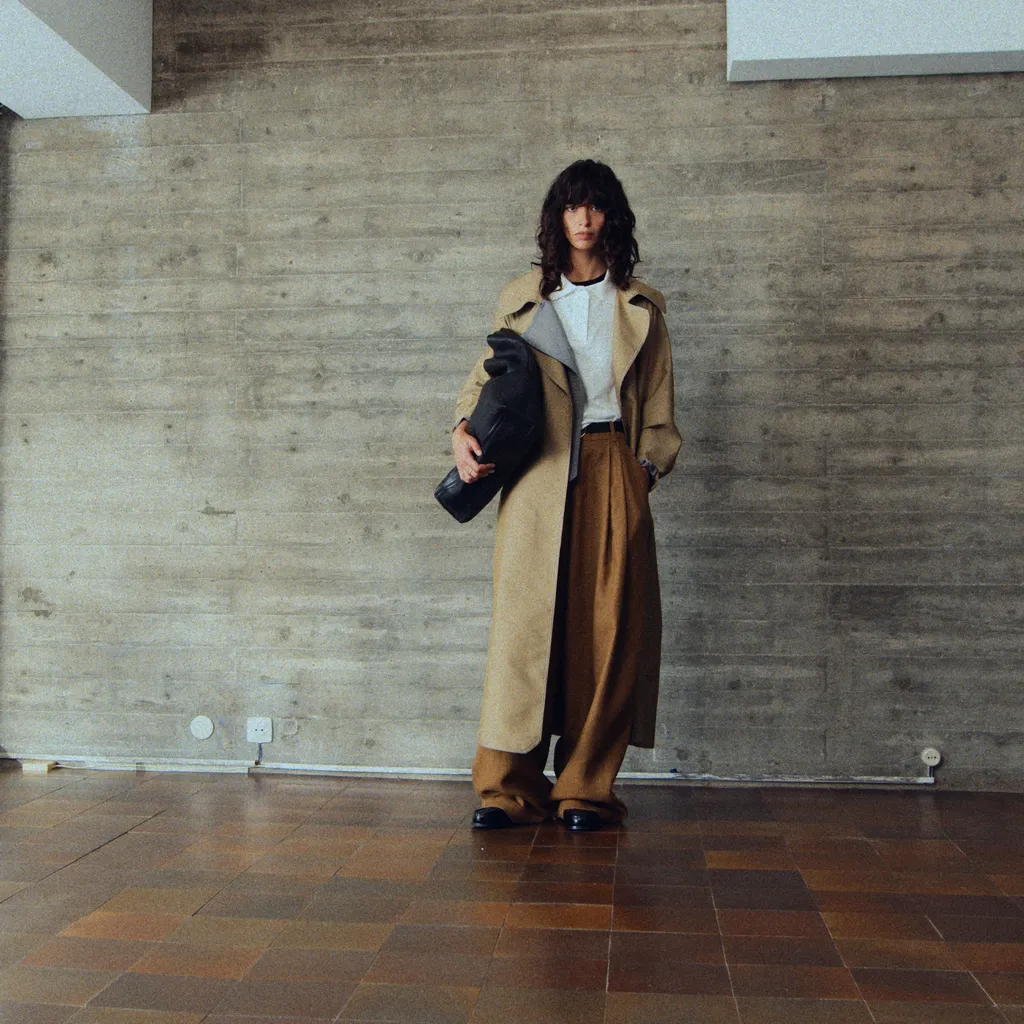 Lookbook SS25 Image 4